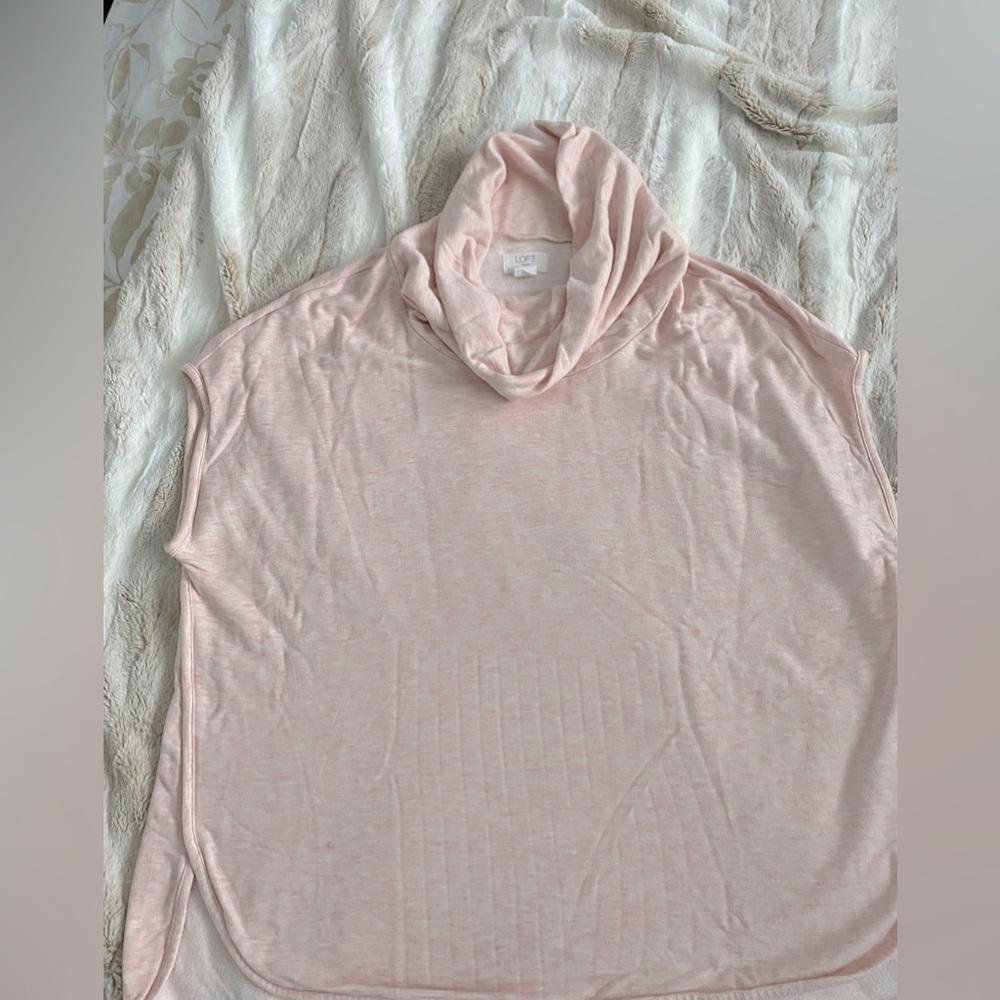 Loft sweatshirt cowl neck poncho. Pink. Size M
